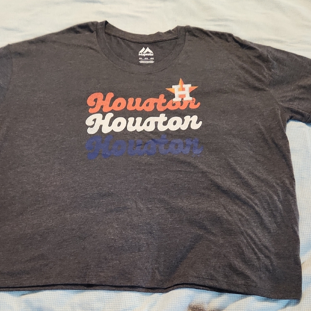 Majestic Dark Gray Logo Crewneck Tee